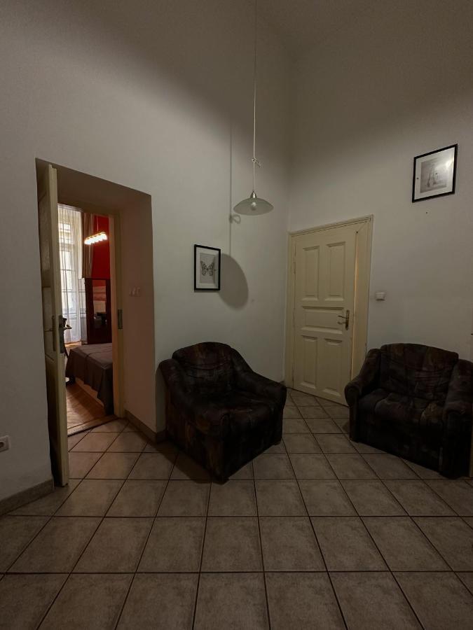 Old Town Apart Apartment Будапеща Екстериор снимка